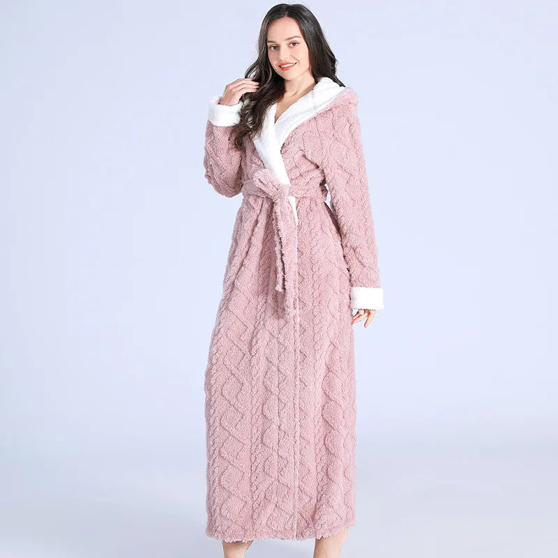 Albornoz Acolchado Largo para Mujer, Suave y Ligero, Ideal para Relajación Diaria - Disponible en Verde, Rosa, Lila y Gris 1
