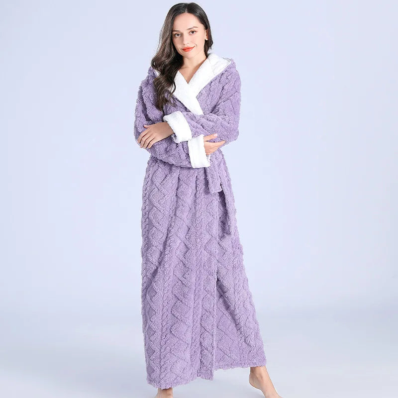 Albornoz Acolchado Largo para Mujer, Suave y Ligero, Ideal para Relajación Diaria - Disponible en Verde, Rosa, Lila y Gris 3