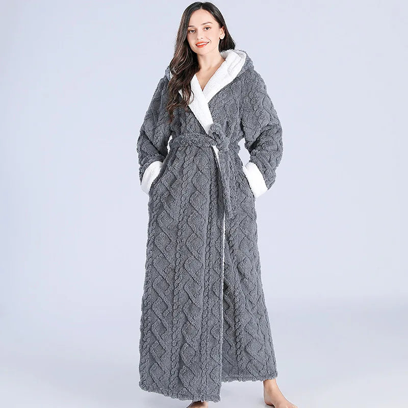 Albornoz Acolchado Largo para Mujer, Suave y Ligero, Ideal para Relajación Diaria - Disponible en Verde, Rosa, Lila y Gris 4