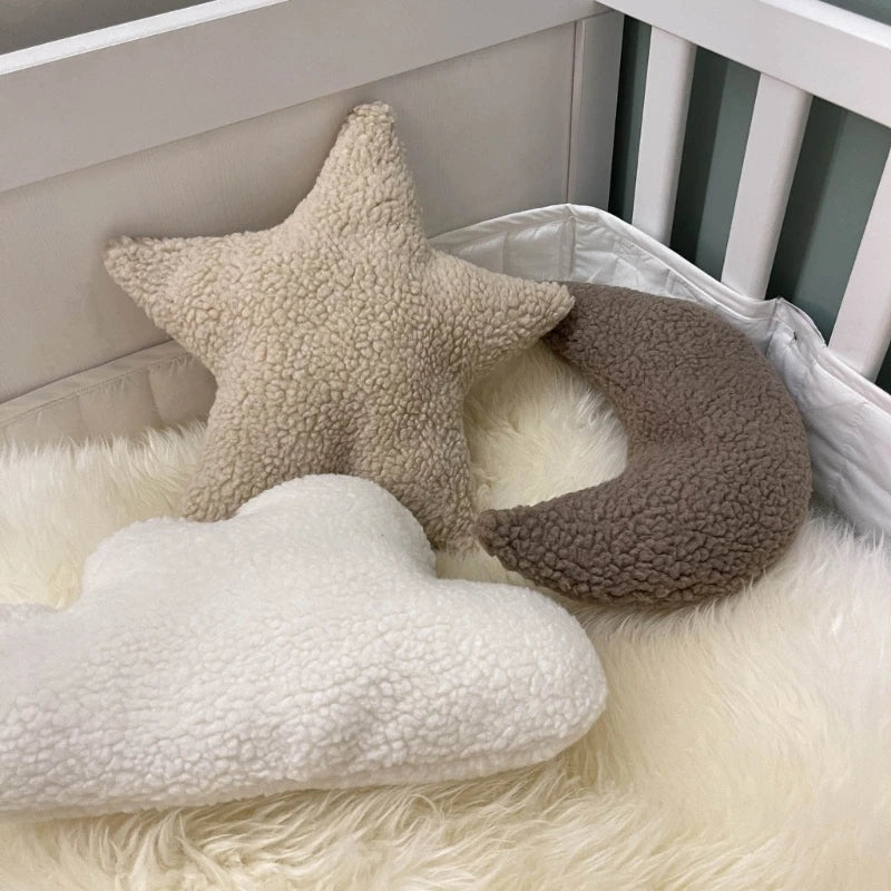 Almohada Infantil Suave con Diseño Celestial – Ideal para Decoración y Fotografía, 29.2 cm x 38 cm, Color Blanco, Beige o Marrón 1