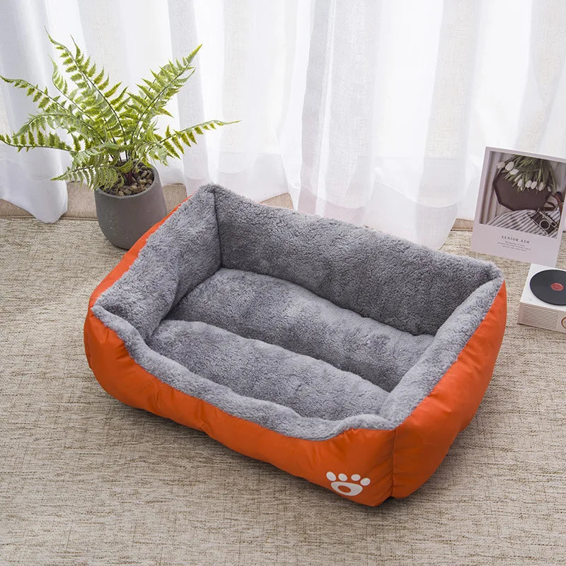 Cama de Invierno para Perros Grandes, Suave y Resistente al Agua, Varios Tamaños Disponibles 8
