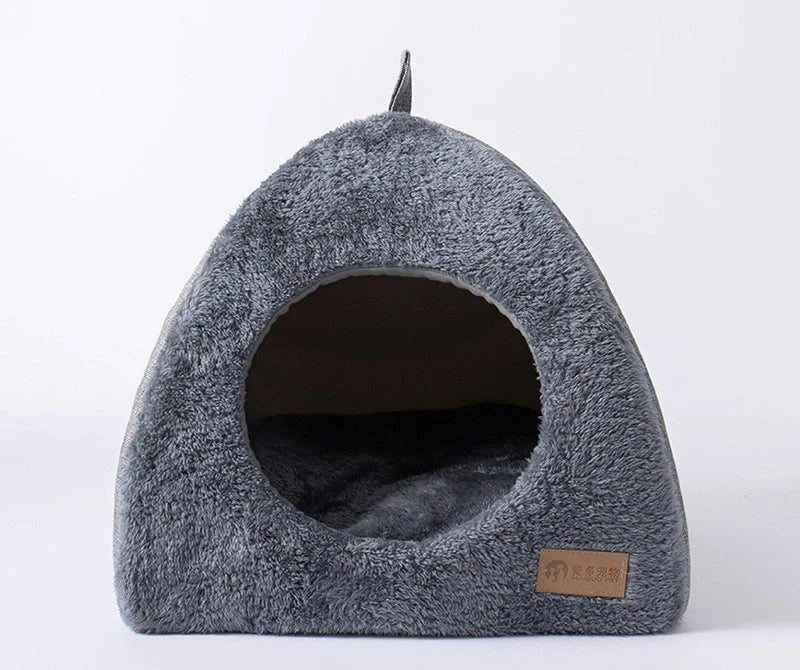 Casa para Gatos Triangular de Terciopelo Cerrada – Acogedora y Cálida, Ideal para Descanso y Seguridad 6