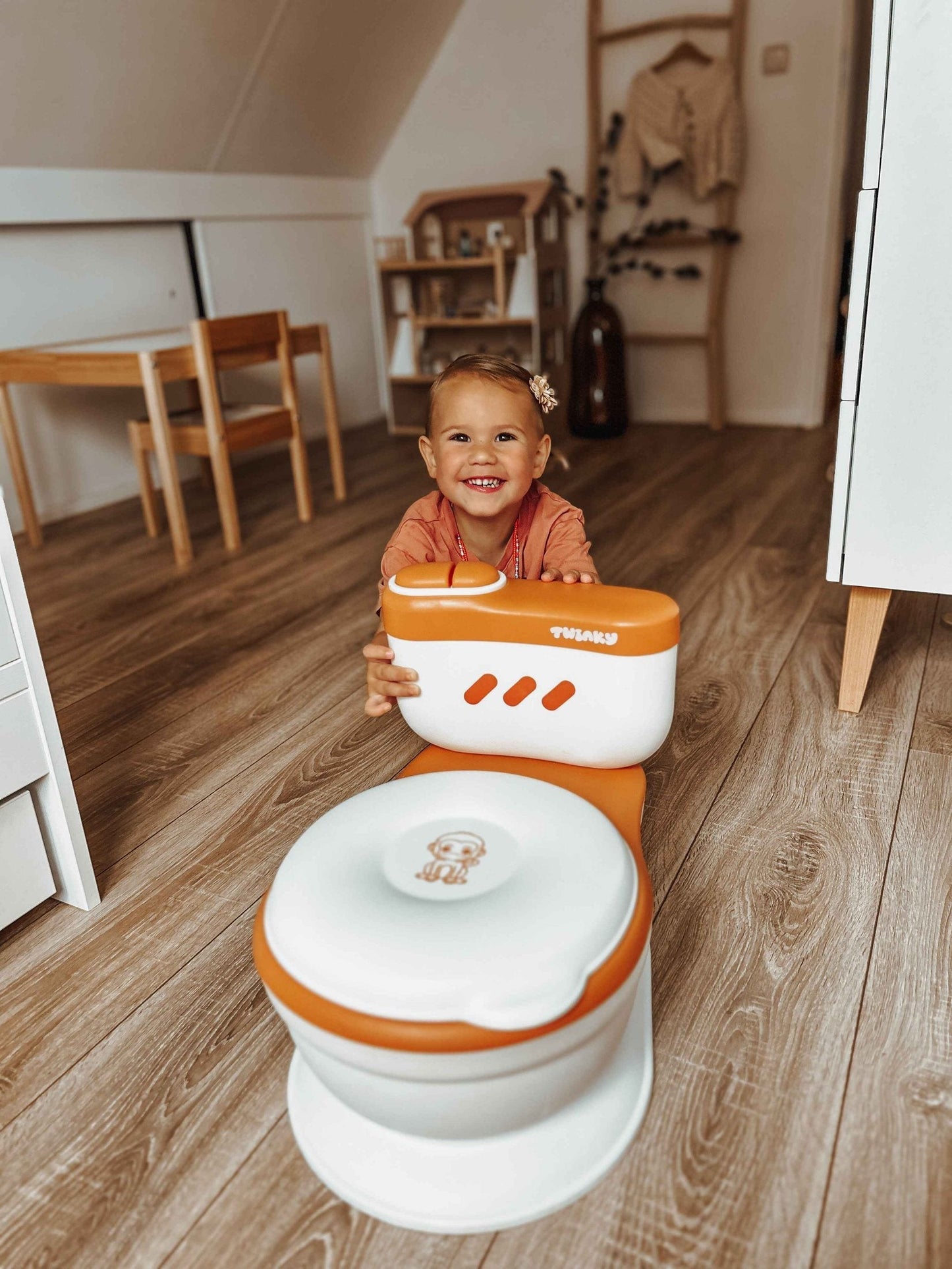 Entrenador para Ir al Baño Divertido y Compacto con Sonido de Descarga - Ideal para Aprendizaje Rápido, Fácil de Limpiar y Transportar 4
