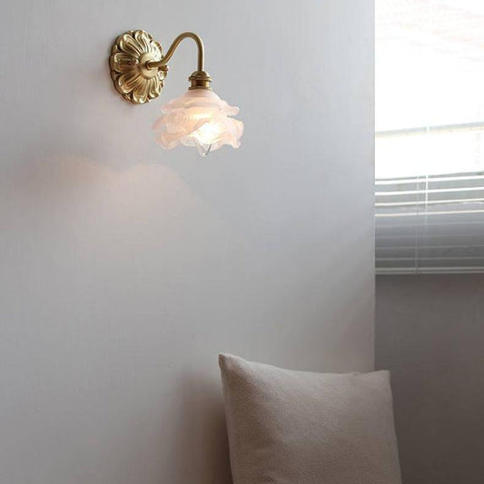Lámpara de Pared Decorativa con Brazo Arqueado y Pantalla de Cristal Vintage – Aplique Pared Elegante para Interiores 0