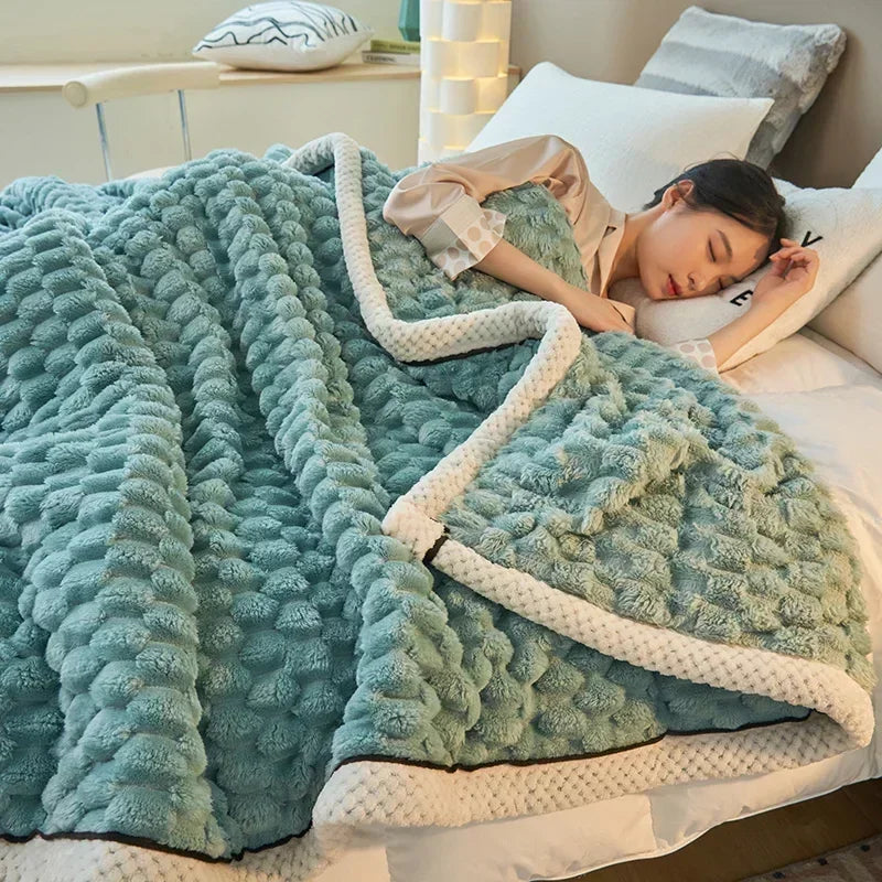 Manta de Terciopelo Coral Suave y Acogedora para Otoño e Invierno – Ideal para Cama y Sofá, Tamaños Individual y Doble 1