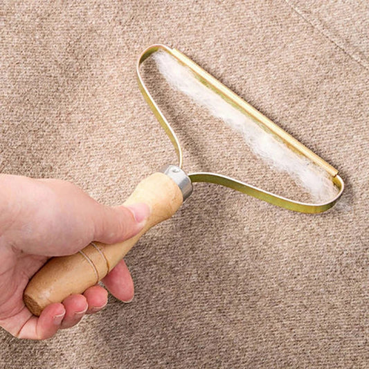 Raspador de Alfombras Sin Pelusas Compacto – Herramienta Eficiente para Eliminar Pelos de Mascotas y Gránulos, Acero Inoxidable y Madera 0