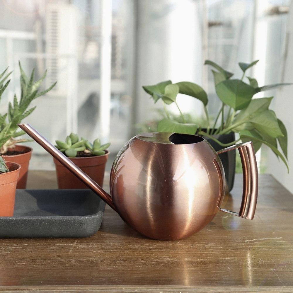 Regadera de Acero Inoxidable Elegante para Plantas - Riego Preciso 1.5 Litros, Diseño Moderno y Ergonómico 7