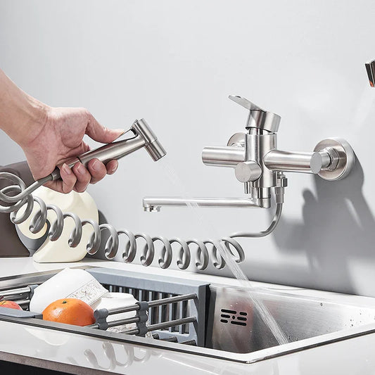 Grifo Montado en Pared Diseño Puro Chorro Suave