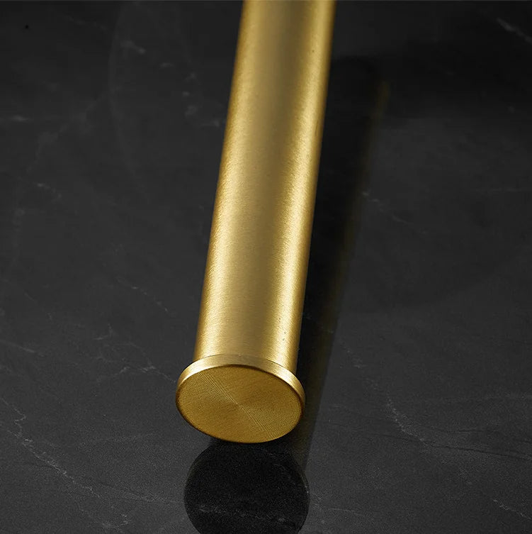 Soporte de Rollo de Cocina de Mármol y Oro – Diseño Elegante para Rollos Jumbo y Estándar, Base Antideslizante y Compacta 4