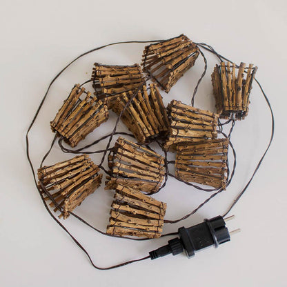 Guirnalda de Luces Exterior con Pantallas de Madera Natural – 10 LED para Jardín e Interior, Iluminación Cálida y Acogedora 2