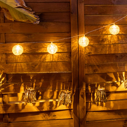 Guirnalda de Luces Exterior con Pantallas de Madera Natural – 10 LED para Jardín e Interior, Iluminación Cálida y Acogedora 3