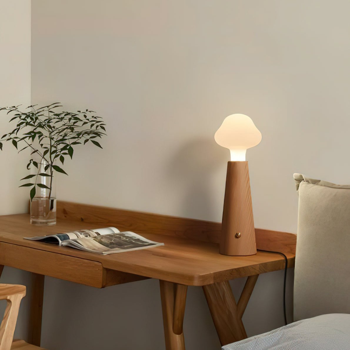 Lámpara de Mesa Moderna de Madera y Metal con Luz Suave – Ideal para Dormitorio y Oficina, Diseño Compacto y Elegante 3