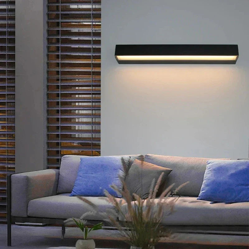 Lámpara de Pared LED Impermeable para Exteriores – Aplique Pared Moderno y Funcional, Iluminación Cálida y Duradera 1