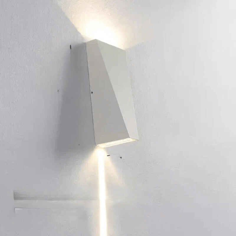 Lámpara de Pared Moderna para Exteriores – Aplique Pared de Metal con Iluminación Brillante y Diseño Elegante 0