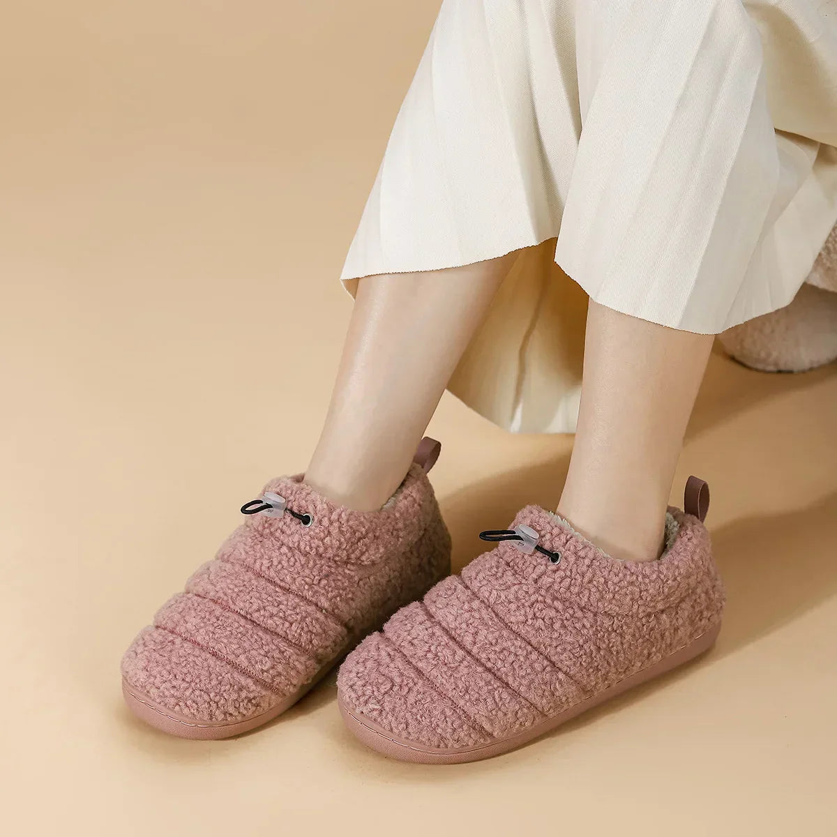 Pantuflas Cálidas Antideslizantes para Mujer y Hombre – Comodidad y Seguridad en Casa 2